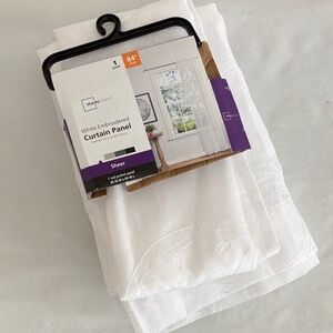 Mainstays White scroll Sheer Curtain Panel with Embroidery new 38“ x 84“